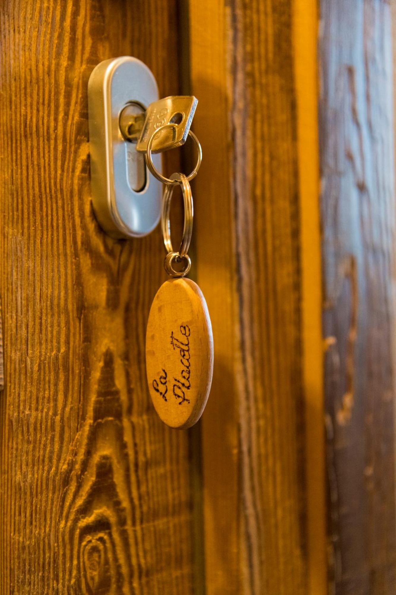 La Placette - Albergo Diffuso E Trattoria Usseaux Kültér fotó