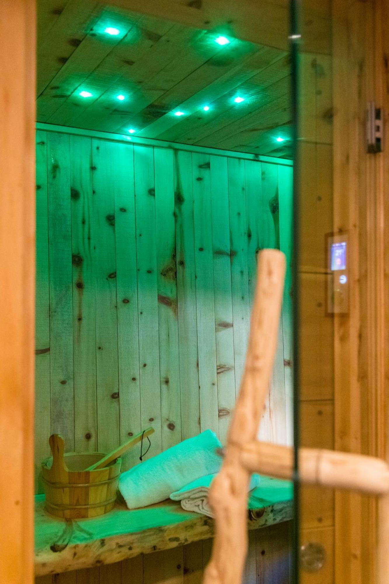 La Placette - Albergo Diffuso E Trattoria Usseaux Kültér fotó