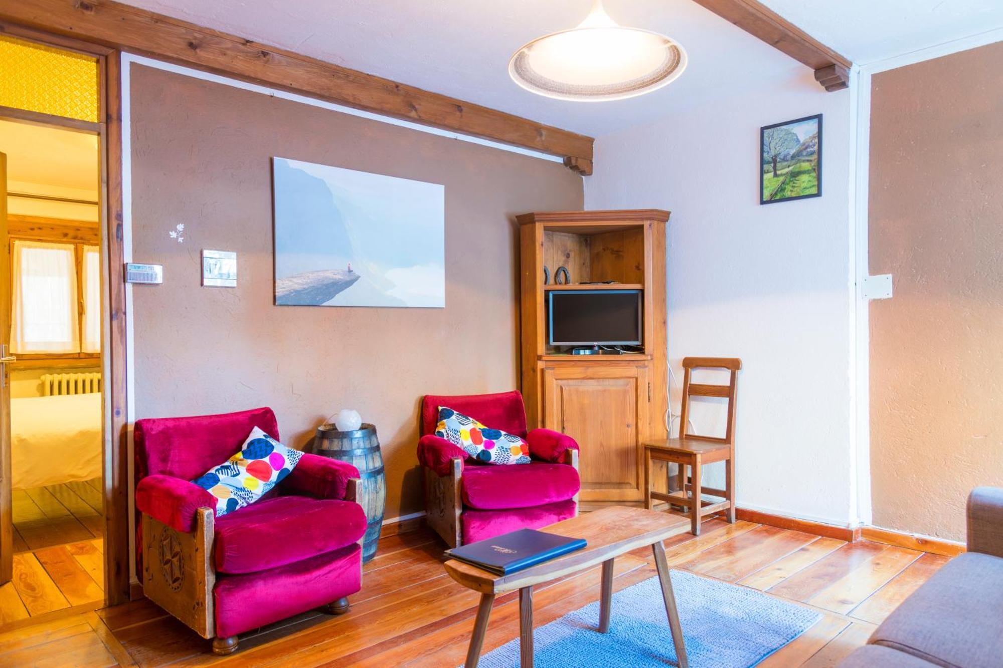 La Placette - Albergo Diffuso E Trattoria Usseaux Kültér fotó